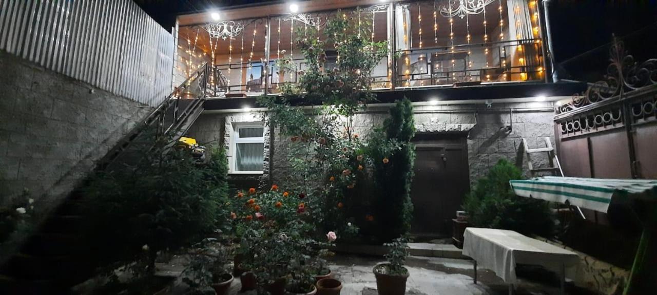 G&S Guest House Gyumri Exterior photo